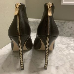 BCBG Stiletto heels